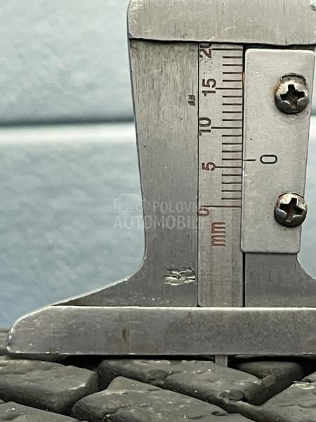 Semperit 205/45 R17 Zimska