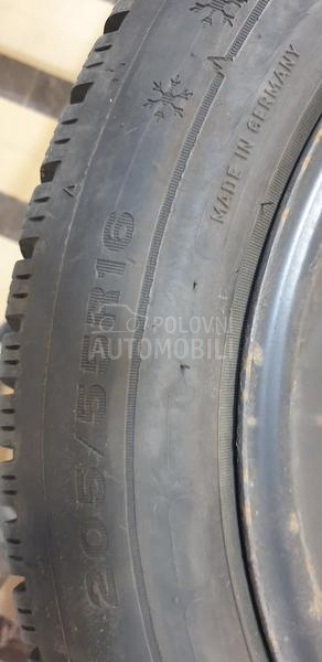 Dunlop 205/55 R16 Zimska