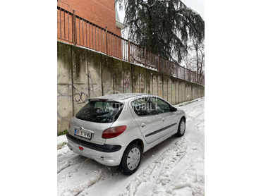 Peugeot 206 1.4 hdi 5 v