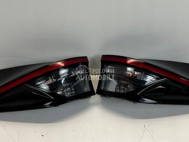 stop lampe leva desna za Toyota Yaris Cross od 2019. do 2025. god.