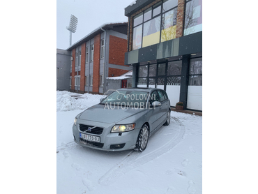 Volvo V50 