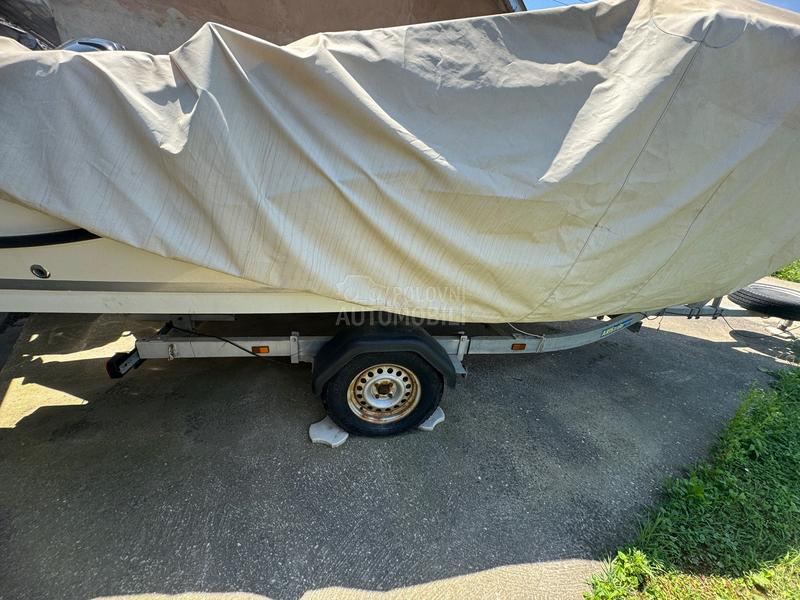 Quicksilver ACTIVE CABINE 555