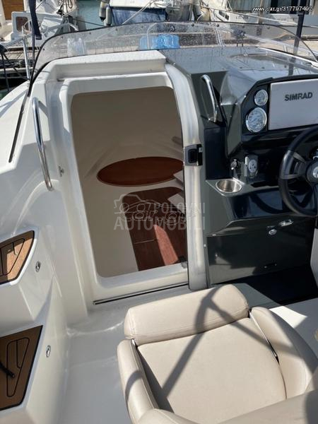 Quicksilver ACTIVE CABINE 555