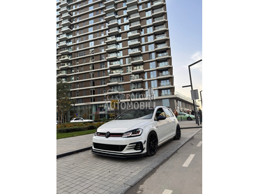 Volkswagen Golf 7 GTI virtual