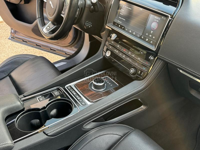 Jaguar F pace R 4x4