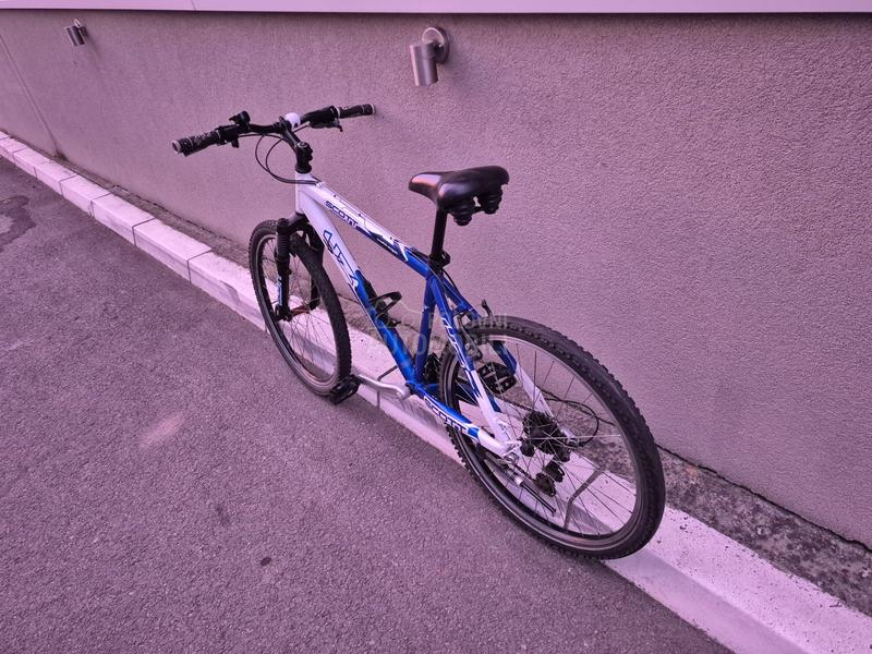 Scott voltage yz3 L