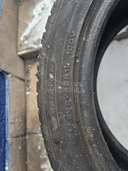Fulda 245/45 R18 Zimska