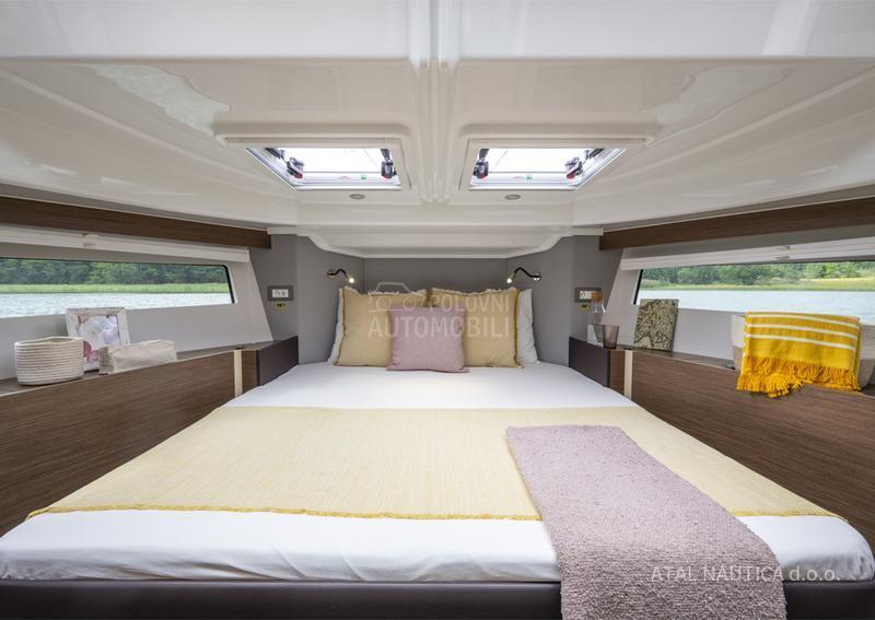 Delphia yachts 11 Sedan