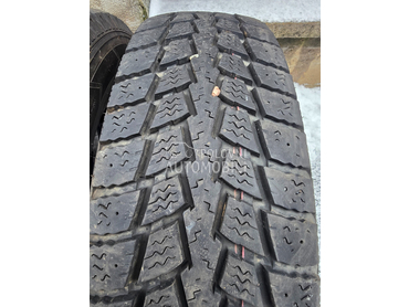 Kumho 245/75 R16 Zimska