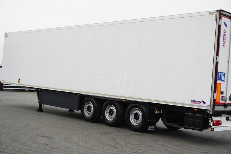 Schmitz CARGOBULL DOM1836