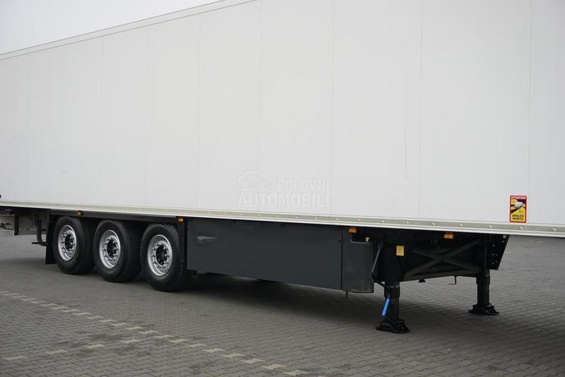 Schmitz CARGOBULL DOM1836