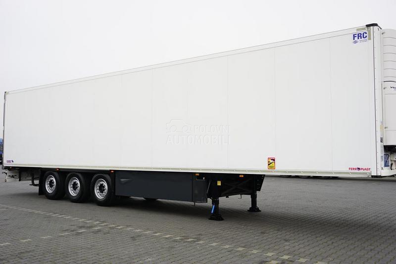 Schmitz CARGOBULL DOM1836