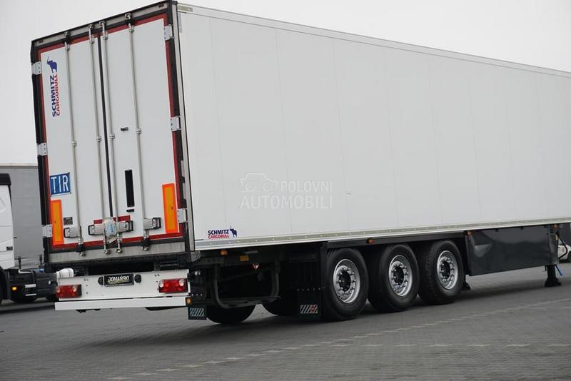 Schmitz CARGOBULL DOM1836