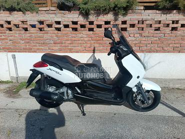 Yamaha x max 250 ie xmax
