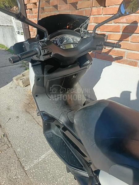 Yamaha x max 250 ie xmax