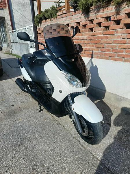 Yamaha x max 250 ie xmax