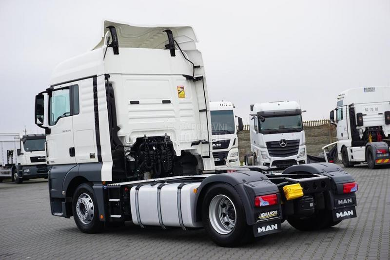 MAN TGX tegljač DOM1837