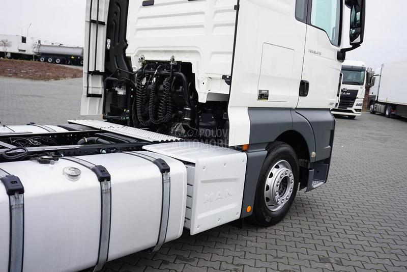 MAN TGX tegljač DOM1837