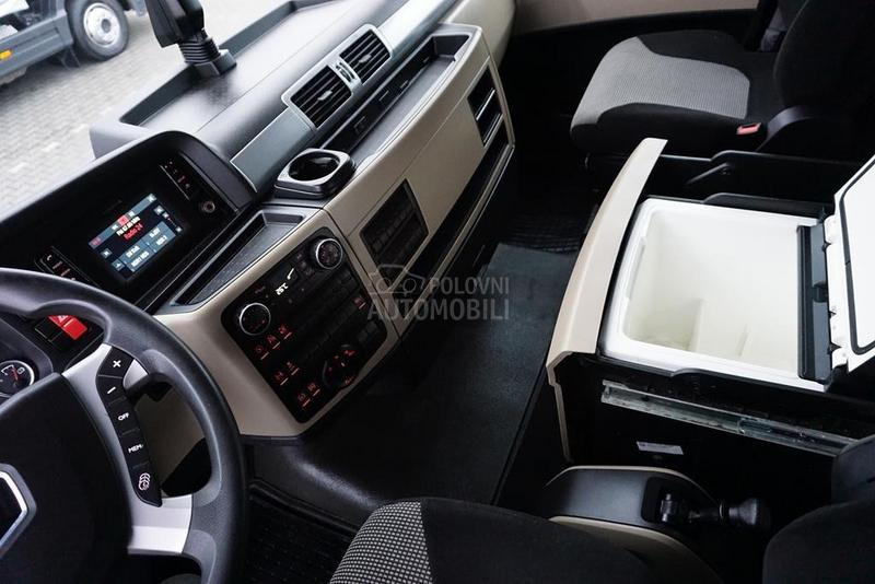 MAN TGX tegljač DOM1837