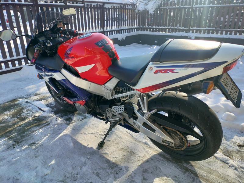 Honda CBR 929