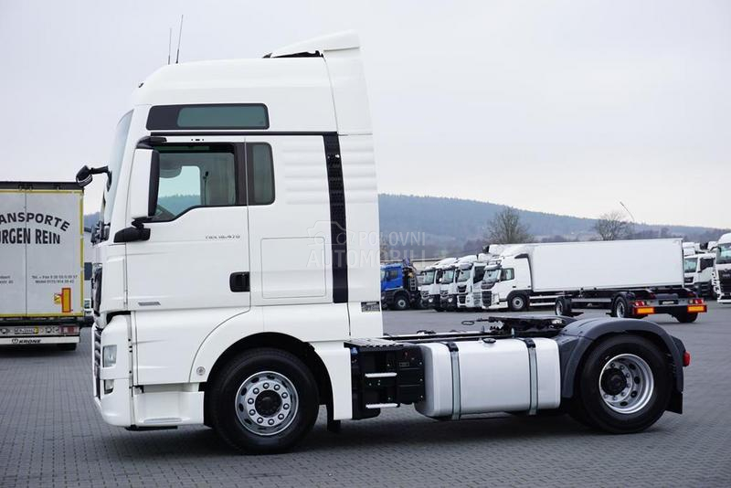 MAN TGX tegljač DOM1838