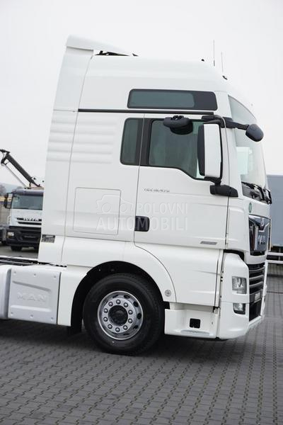 MAN TGX tegljač DOM1838