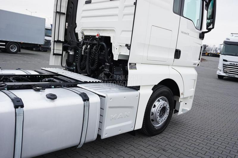 MAN TGX tegljač DOM1838