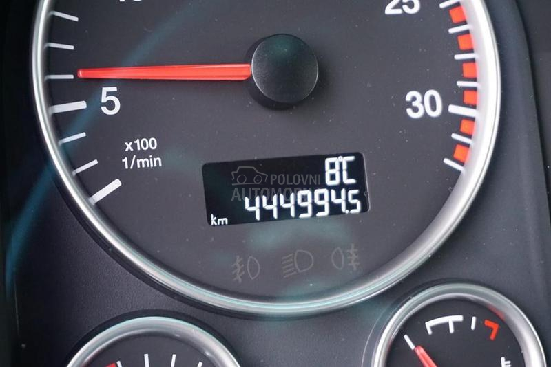 MAN TGX tegljač DOM1838