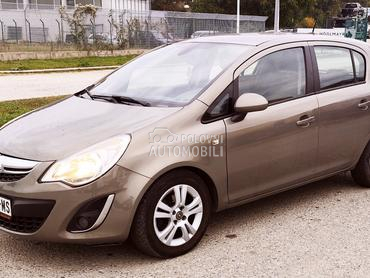 Opel Corsa D Cosmo Individual