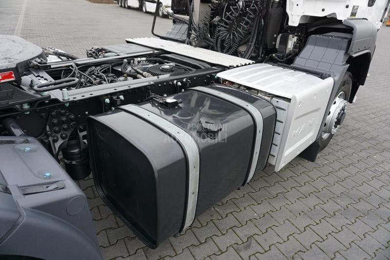 MAN TGS tegljač DOM1841