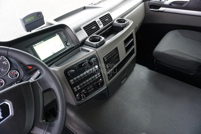 MAN TGS tegljač DOM1841