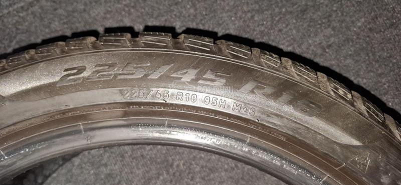 Pirelli 225/45 R18 Zimska