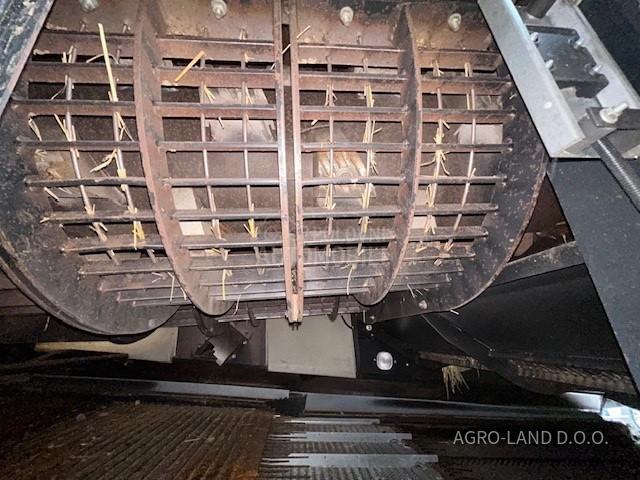 New Holland CR 10.90