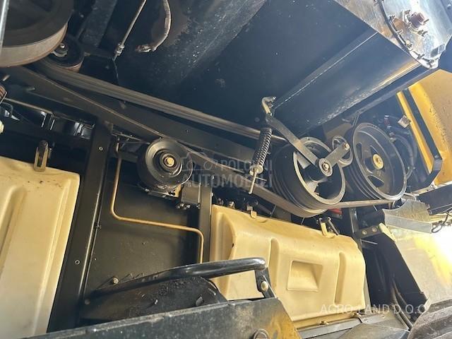 New Holland CR 10.90