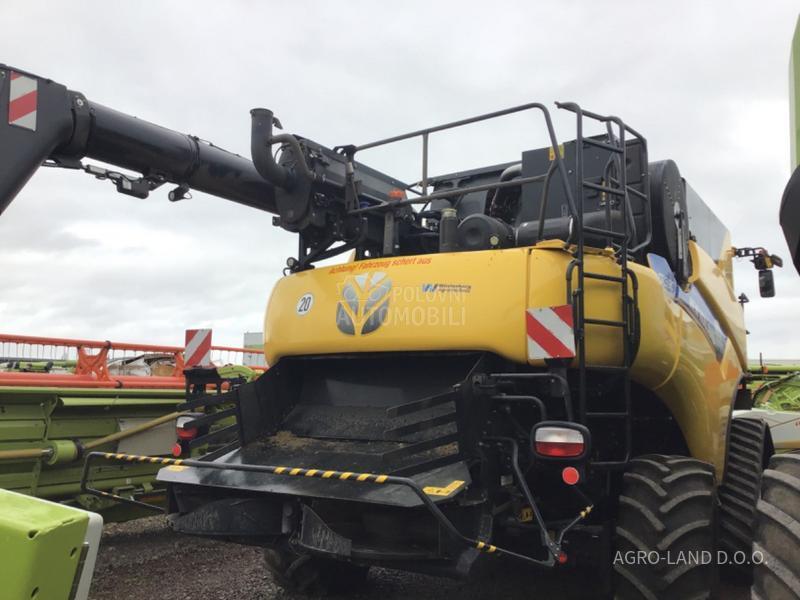 New Holland CR 9.80