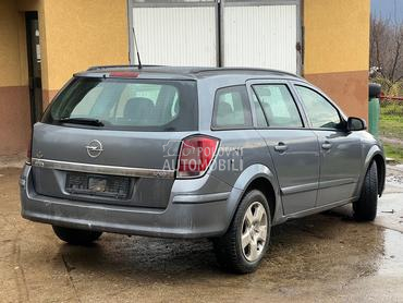 Stop svetla i stop lampe za Opel Astra H od 2004. do 2009. god.