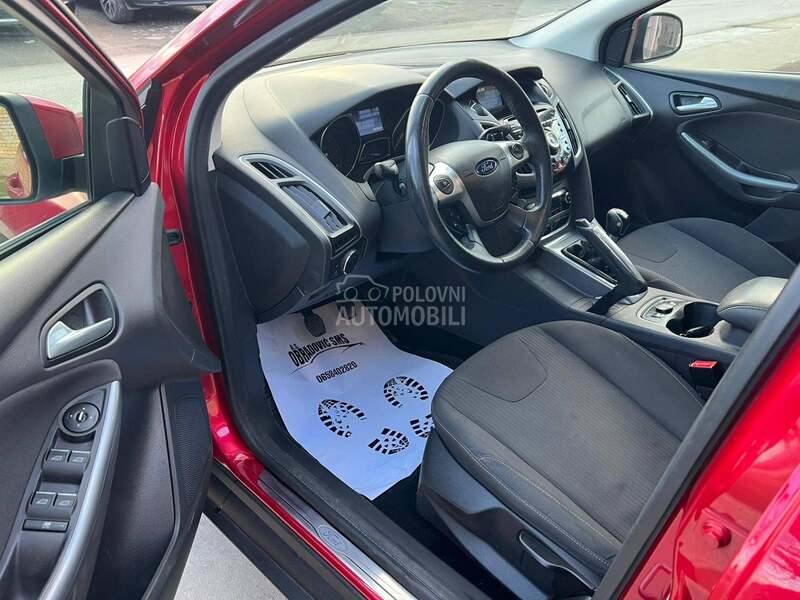 Ford Focus 1.6TDci/T O P/L E D/