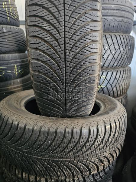 Goodyear 185/60 R14 Zimska