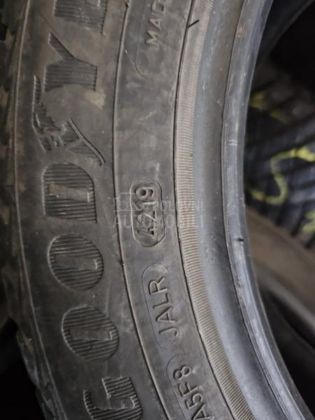 Goodyear 185/60 R14 Zimska