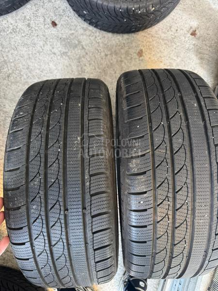 Imperial 215/40 R17 Zimska