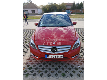 Mercedes Benz B 180 