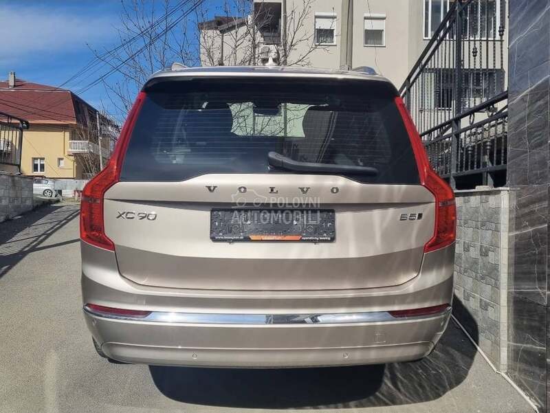 Volvo XC90 B5 Awd Plus Bright