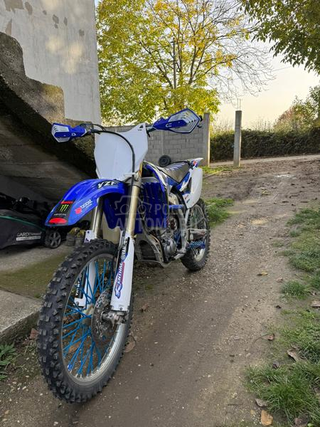 Yamaha yzf