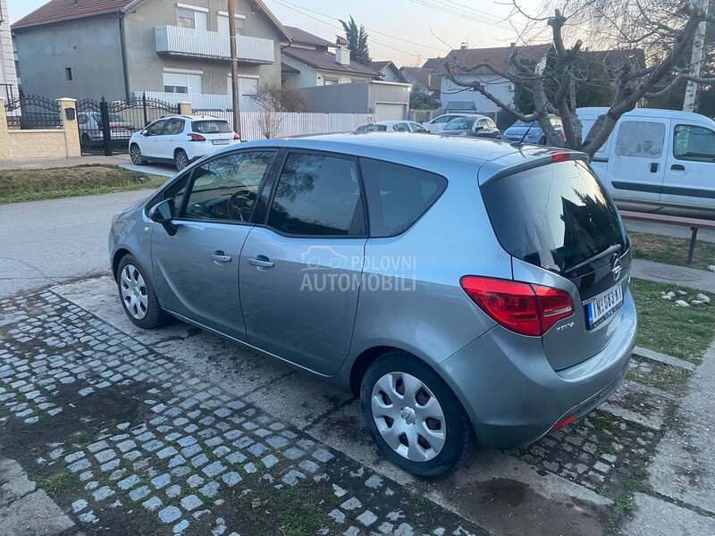 Opel Meriva 