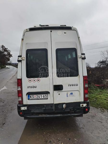 Iveco minibus