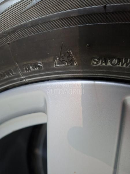 Bridgestone 225/55 R17 Zimska