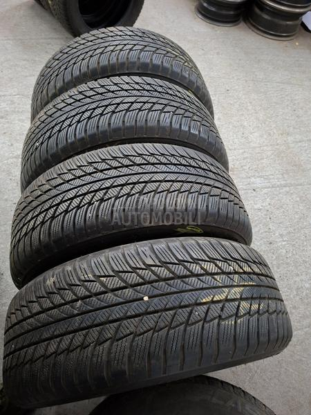 Bridgestone 225/55 R17 Zimska
