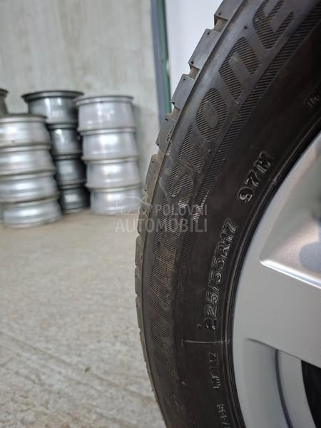 Bridgestone 225/55 R17 Zimska