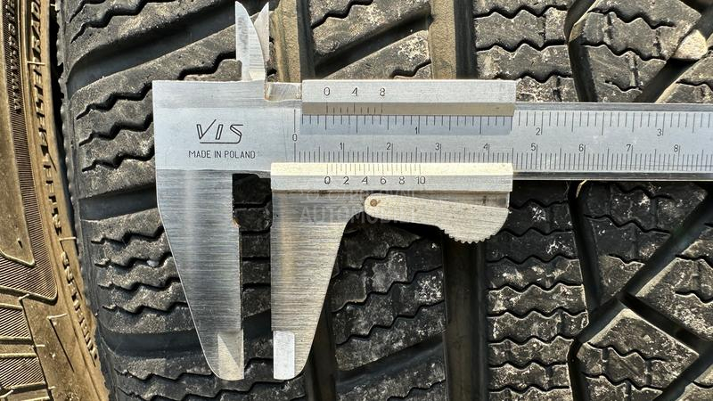 Petlas 235/55 R19 Zimska