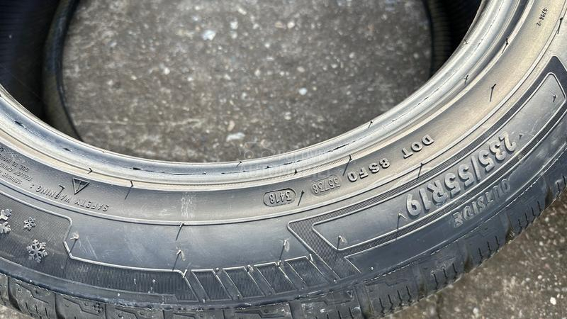 Petlas 235/55 R19 Zimska